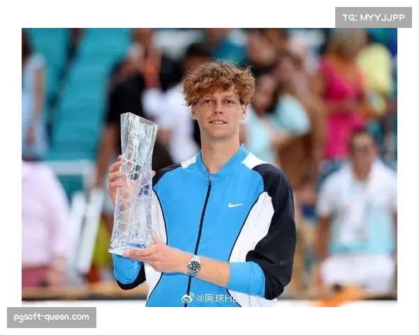 新科印第安维尔斯冠军辛纳抵达迈阿密备战